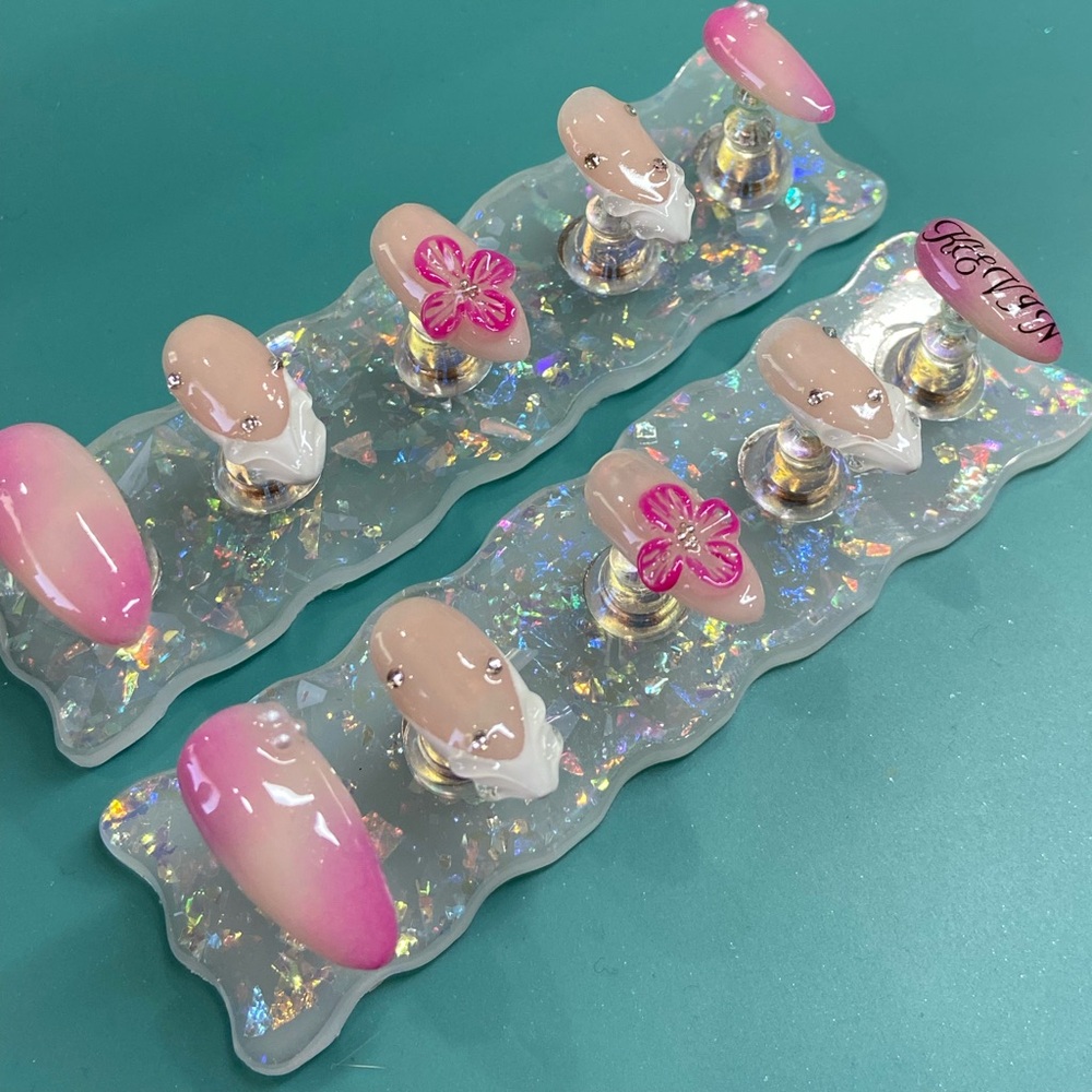 Acrylic press ons!